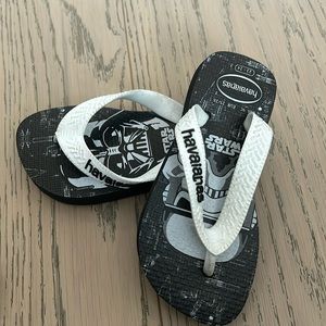 Havainas  flip flop baby size 9c